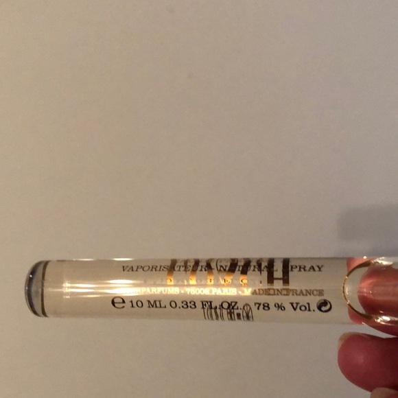 Coach - Picture 3 of 4